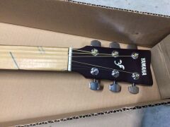 Yamaha GIGMAKER 315 Acoustic-Electric Guitar Packo - 4