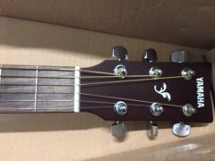 Yamaha GIGMAKER 315 Acoustic-Electric Guitar Packo - 4