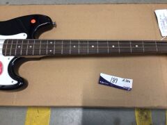 Squier Sonic Bronco Bass, Laurel Fingerboard in Black - 5