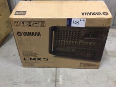 Yamaha EMX5 12-Channel 630W Powered Mixer - 2