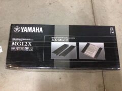 Yamaha MG12X 12-Channel Mixer with Effects - 4