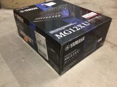 Yamaha MG12XU 12-Channel Mixer with Effects &amp; USB - 3