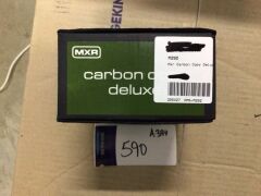 MXR Carbon Copy Deluxe Analog Delay - 4