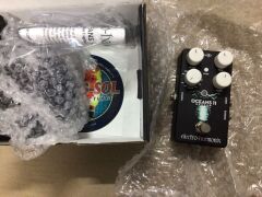 EHX Oceans 11 Reverb Pedal - 3