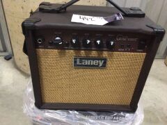 Laney LA15C Acoustic Amp - 2