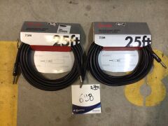 2 x Fender Professional Series Instrument Cable - 2