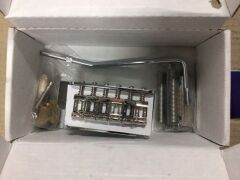 Fender Deluxe Series 2 Point Tremolo Assembly in Chrome - 3