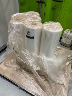 Quantity of 6 Rolls of Plastic Film