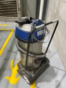 Wet & Dry Industrial Vacuum Cleaner - 3