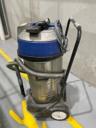 Wet & Dry Industrial Vacuum Cleaner - 4