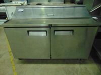 QUIPWELL SALADETTE SALAD BENCH 2-DOOR FRIDGE (SSA51)