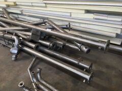 LARGE QUANTITY ASSORTED HEAVY DUTY STAINLESS STEEL TUBE WITH GATE VALVES AND RELATED FITTINGS - 3