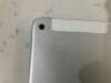 Apple iPad A1567 - 4