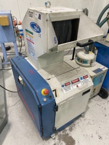 2010 Tria 32-20/JM Granulator