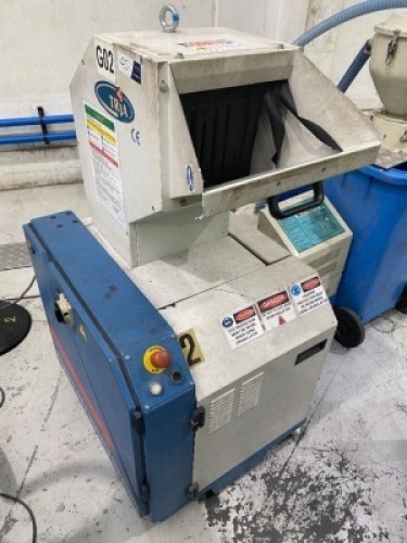 2006 Tria 32-20/JM-SL Granulator