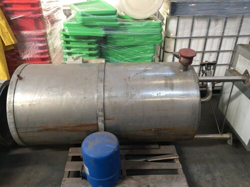 Stainless Steel Electric Heated Tank, 750mm Deep x 1500mm High on Legs