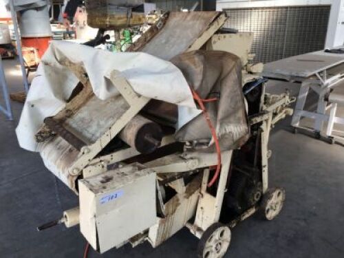 Motorised Extruder 450mm Rollers with 415V 3 Phase Electric Motor and Switch