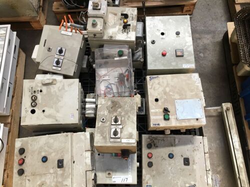 Pallet Approx 15 Electric Switchboards