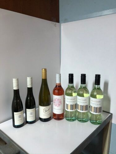 7 x Assorted White Wines