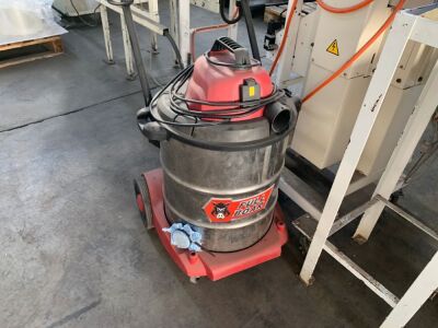 Full Boar Electric Commercial Vacuum Cleaner