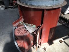 Extraction Fan 900mm Diameter with 5Hp 415V 3 Phase Electric Motor and Switch - 2