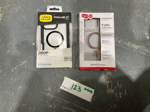 Bundle of 1 x OTTERBOX DEFENDER XT IPHONE 16 &amp; 1 x TECH21 EVOCRYSTAL IPHONE 16 PRO MAX