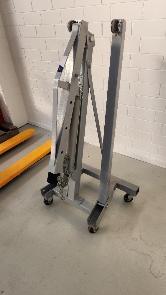 SCA Folding Engine Crane | Hilco Global APAC