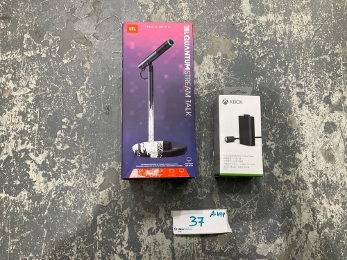 1 x JBL QUANTUM STREAM TALK MIC - BLACK & 1 x XBOX PLAY AND CHARGE KIT USB C