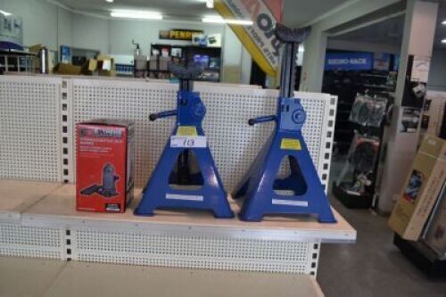 2 x Heavy Duty Steel Framed 4000kg Capacity Adjustable Axle Stands