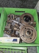 Four Jaw Hydraulic Chuck with adapter plate & Chuck Jaws