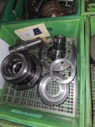 Riken collet chuck and adaptors, includes green tray