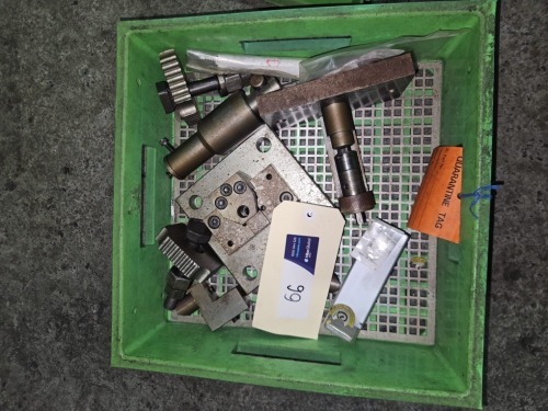 Assorted tooling and sundries, includes green tray