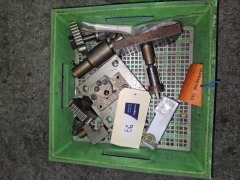 Assorted tooling and sundries, includes green tray