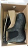 Blundstone Elastic Sided Boot - 587 - Rustic Black - Size US/8 - 3