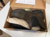 Blundstone Mens Elastic Sided Boot Suede 1615 - Dark Olive - Size US/13 - 3