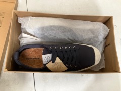 Country Road Sustainable Sneaker Navy Size EU/43