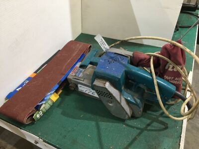 Makita Portable Electric Belt Sander and Spare Sanding Belts