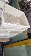 Variety of Tubs / Buckets
