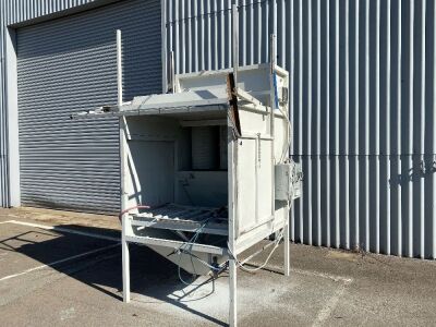 Spray Booth & Oven