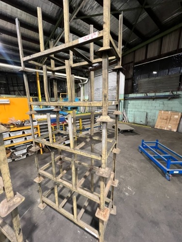 5 x Stackable Stillages