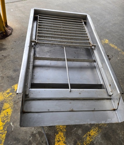 $25,000 Estimated New Cost - 2010 Tripax Engineering Vibratory Feeder