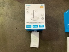 Bundle of 1 x Anker Wireless charger for Apple and 1 x iPhone 16 Clear Case