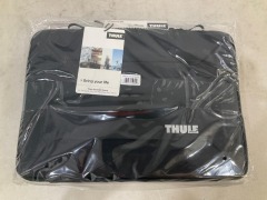 Bundle of 2 x Thule Gauntlet sleeve MacBook Pro 16" (Black)