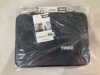 Bundle of 2 x Thule Gauntlet 4.0 MacBook Pro Sleeve 13"/14" (Black)