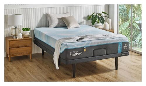 TEMPUR Luxe Breeze Medium Firm Mattress - Queen