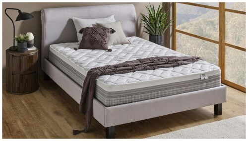 SleepMaker Smart Rest Deluxe Firm Mattress - Queen