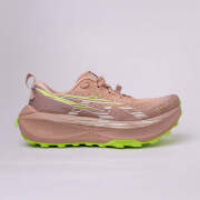 Asics Trabuco Max 4 (Womens) &mdash; Pale Apricot/Cream &mdash; US 8.5