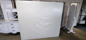 Queen Size Mattress - RRP $1199 - Ex-Display