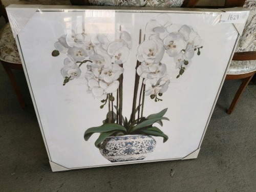 Canvas - 820mm x 820mm - RRP $199 - Ex-Display