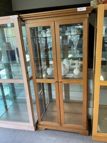 Display Cabinet 850mm x 1900mm - RRP $1699 - Ex-Display